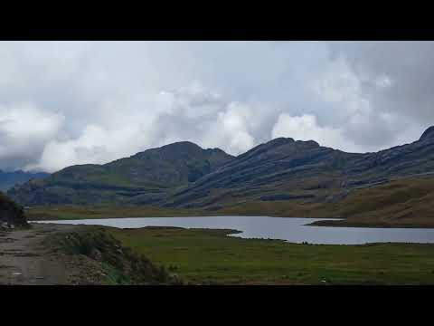 laguna de Huachucocha, belleza turística  provincia de Carlos Fermín Fitzcarrald departamento ancash