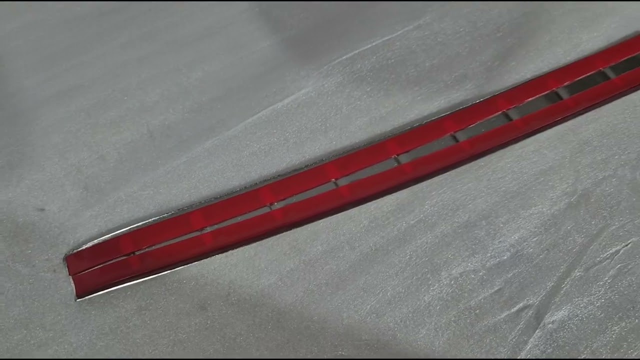 Mercedes EQC 2019–2023 Bagkofangerbeskytter Carmos (rustfri stål, blank) Video 1