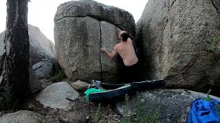 Photo of problem Mini crak in La Jonquera boulder Area