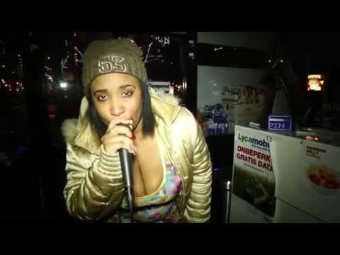 Lady V Bon Tonto Live