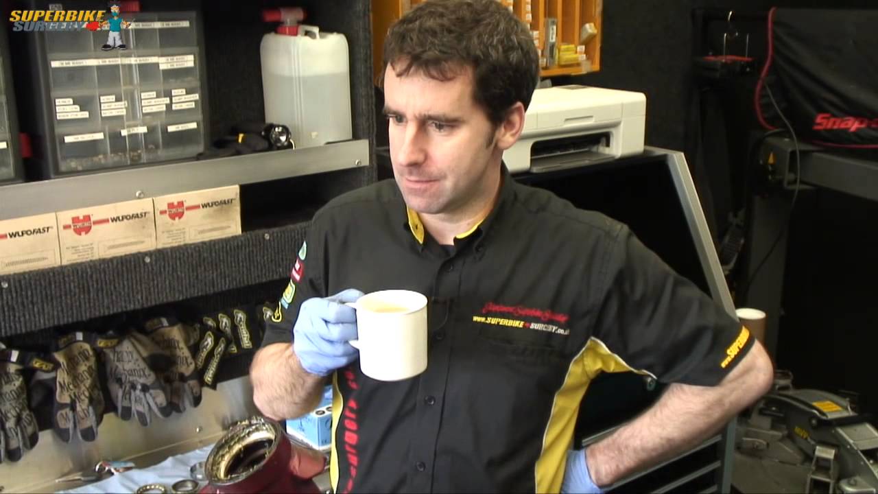 How to change steering head bearings