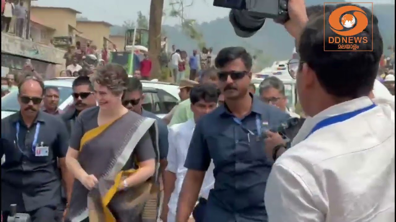 പ്രിയങ്ക ഗാന്ധി എം.പി വയനാട് ടൗൺഷിപ്പ്  സന്ദർശിച്ചു