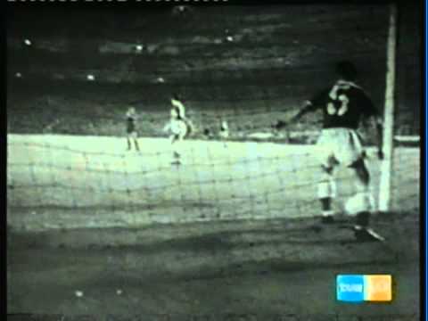 1958 (October 15) Spain 6-Northern Ireland 2 (Friendly).mpg
