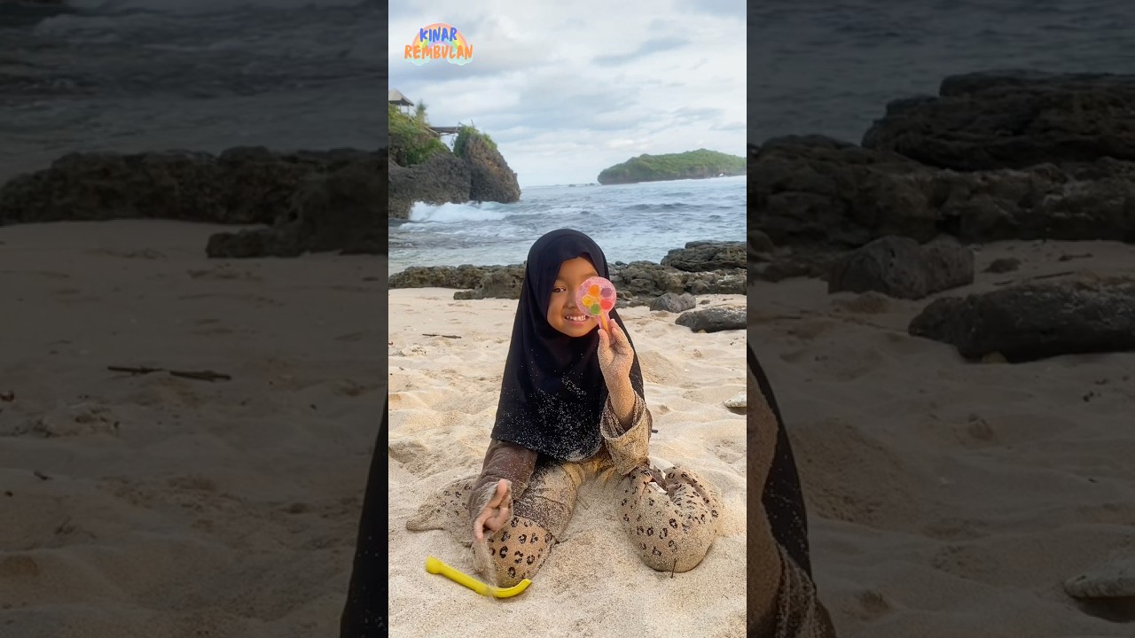 SEROK-SEROK PASIR PANTAI DAPAT JAJANAN #shorts #viral #jajanan #permen #kiko #eskrim #pantai #lucu