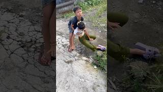 Download lagu RAMA BANTUIN CEWEK CANTIK mp3