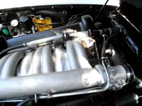 300SL Convertible Engine room