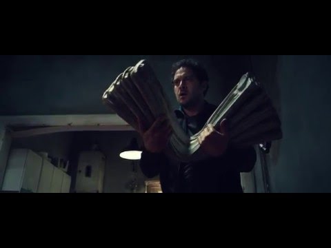 LO CHIAMAVANO JEEG ROBOT - Clip "Poteri" | HD