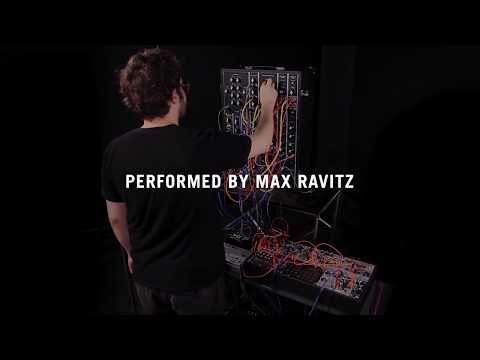 Демонстрация аналогового синтезатора Moog System 15