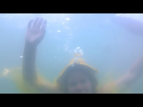 Murmur Tooth - Rain Rain (Official Music Video)