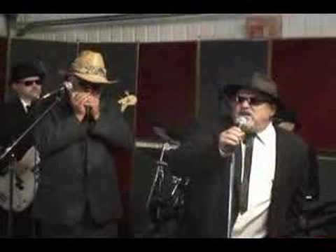 Fake Jake & The King B's Performing I'm Ready