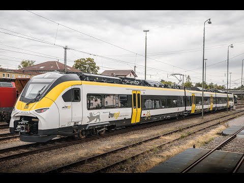Neue Siemens Mireo (Br 463) Triebzüge im "bwegt" Design, Bahnhof Villingen-Schwenningen