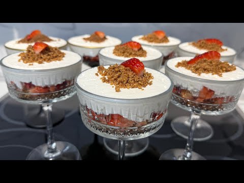 5-Minute Dessert with Mascarpone, Lemon, and Strawberries 🥰 Easy and Fresh 🤤