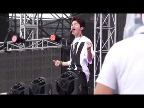 [FANCAM] 140701 HK DOME FESTIVAL -- TRAP(HENRY)