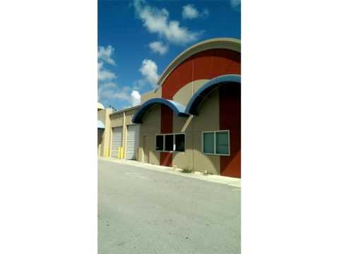 16300 SW 137 AV # 124,Miami,FL 33177 Commercial/Industrial En Venta