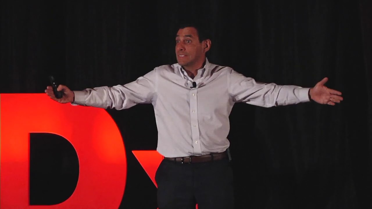 Responsabilidad social personal  | Gustavo Perez | TEDxUniversidadPanamericana