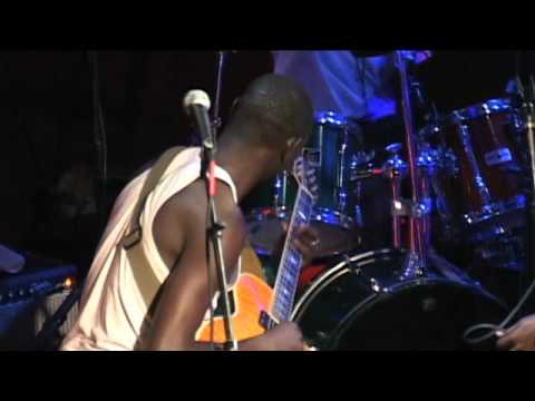 Extra Golden - Obama for Change (Live)