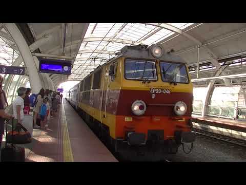 Przyjazd IC Malczewski na czele z EP09-046 do Gliwic