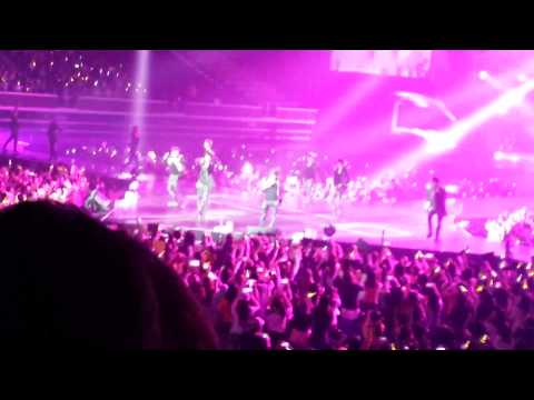 [FANCAM] 131006 Infinite One Great Step Singapore - Wings (Short)