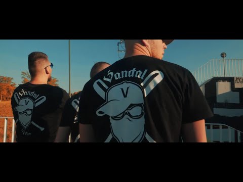 Blume x Stecu x Pandini ft. Vin Vinci, Radziu RSG, Uszaty, DJ Funk Freak - To co kocham