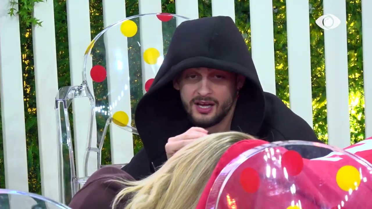 Zoti më ka sprovuar në shoqëri, në familje…./ Vijon biseda mes Gimbos dhe Selin