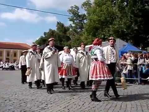 Slavnosti vína 2015   průvod Korytná
