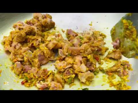 How to  fried spicy beef with holy basil and mushrooms 