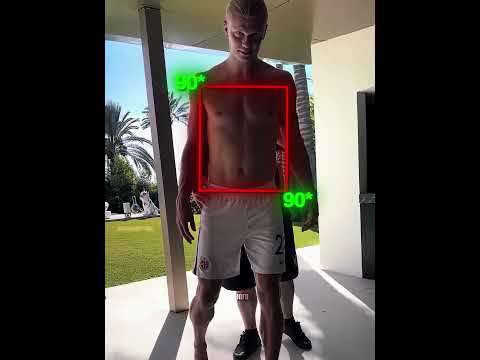 Young Ronaldo’s Physique Will Surprise You 🤯