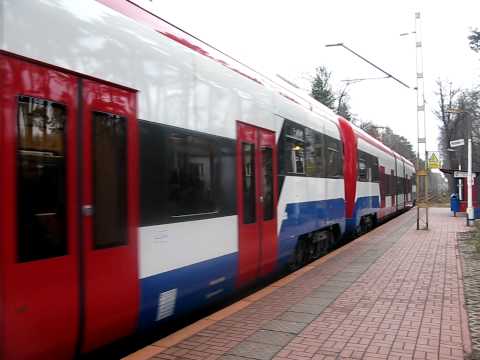 Nowy skład WKD - EN 97 - 2012 HD