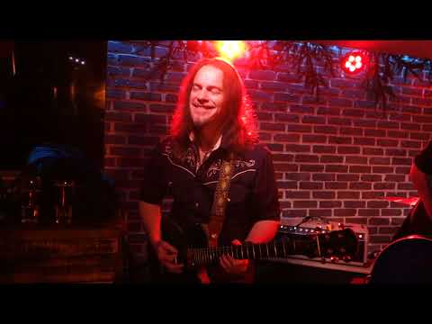 STONE SENATE - Lazy River - LIVE @ " Bar de l'U " Besançon le 14/12/2023