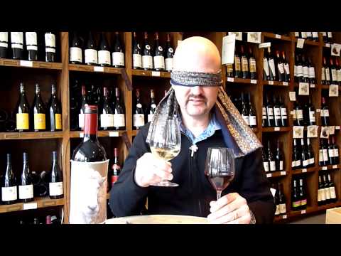 Can we distinguish white wines from red wines when you are blindfolded? - Tell me wine TV