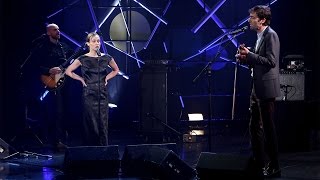 Andrew Bird Performs &#39;Left Handed Kisses&#39; with Fiona Apple