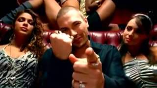 Kevin Federline's life  down from rap to fast food