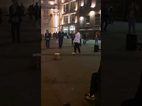 Рэпак у галереи