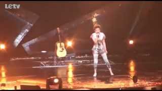 李宇春疯狂世界巡演北京站演唱歌曲《那又怎样》.f4v