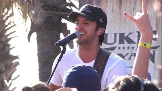 Luke Bryan - Suntan City (Official Music Video)