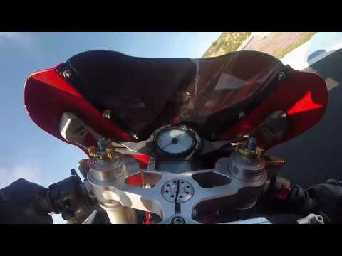 Ducati 749 s vs Russian racing team ends in CRASH!!!!!!!
