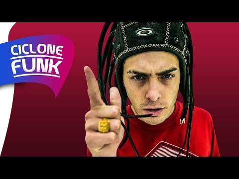 JENIFER SAPATA PEGA HOMEM E MULHER - MC Renan - Jenifer Indecisa (DJ Paulinho)