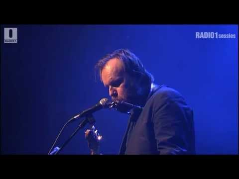 Radio 1 Sessie // Admiral Freebee & Raymond - 'Recipe for disaster'