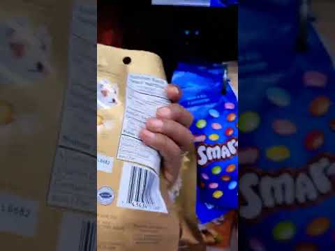 Gold Lindt Lindor Irresistibly Smooth Assorted Chocolate #shorts #lindt