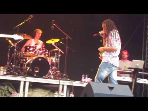 RAPHAEL - HARD LIFE (live)