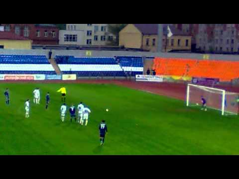 Гол Зеньковича. Днепр - Торпедо 3:1. 8-й тур 2011.mp4