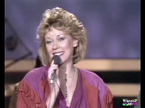 Ciska Peters, Benny Neyman, Bonnie st Claire & Conny Vandenbos - Medley (Showbizzquiz 1983)