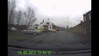 preview picture of video 'Police search a Car in Hetton-Le-Hole'