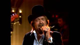 Mel McDaniel Babys Got Her Blue Jeans On (HD)