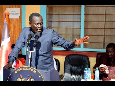 CoG Chairman Josphat Nanok outlines his concerns to President Uhuru Kenyatta