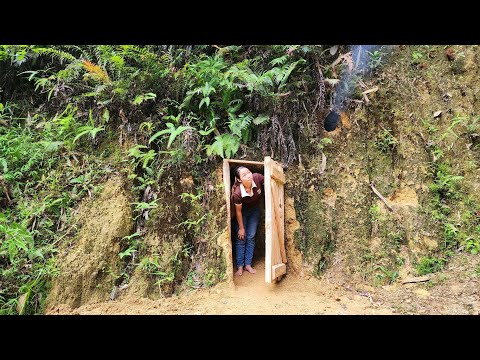 Beautiful girl built a house underground | SINH MY