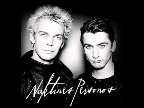 NAKTINĖS PERSONOS - Kai jausmai užvaldo širdį (acoustic guitar version)