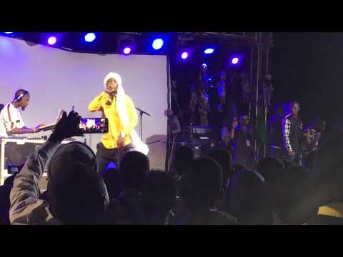 Ras b le génie au festival Ag’na à Koulikoro