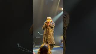 Ian Astbury asks the audience a question  #thecult #theculturetour