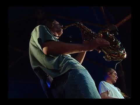 Wcale mi się słowa nie posplątywały - Voo Voo w Kamieniołomach (1995)